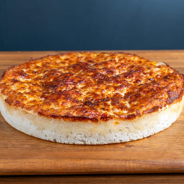 Popular Pizza.